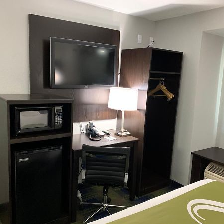 Quality Inn Owatonna Near Medical Center Bagian luar foto