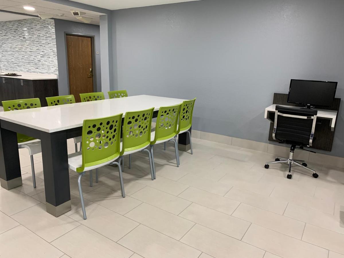 Quality Inn Owatonna Near Medical Center Bagian luar foto